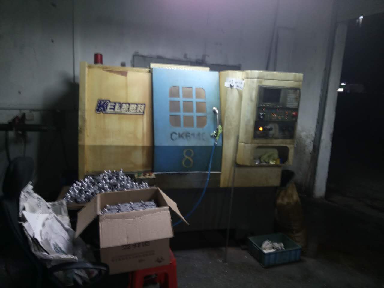 凱恩利車床(已經(jīng)使用超過三年多時(shí)長) 凱恩利車床(已經(jīng)使用超過三年多時(shí)長)