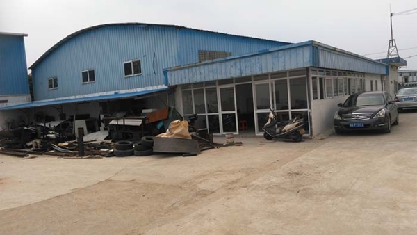 臨時(shí)物料堆放區(qū)NO3(凱恩利機(jī)床）